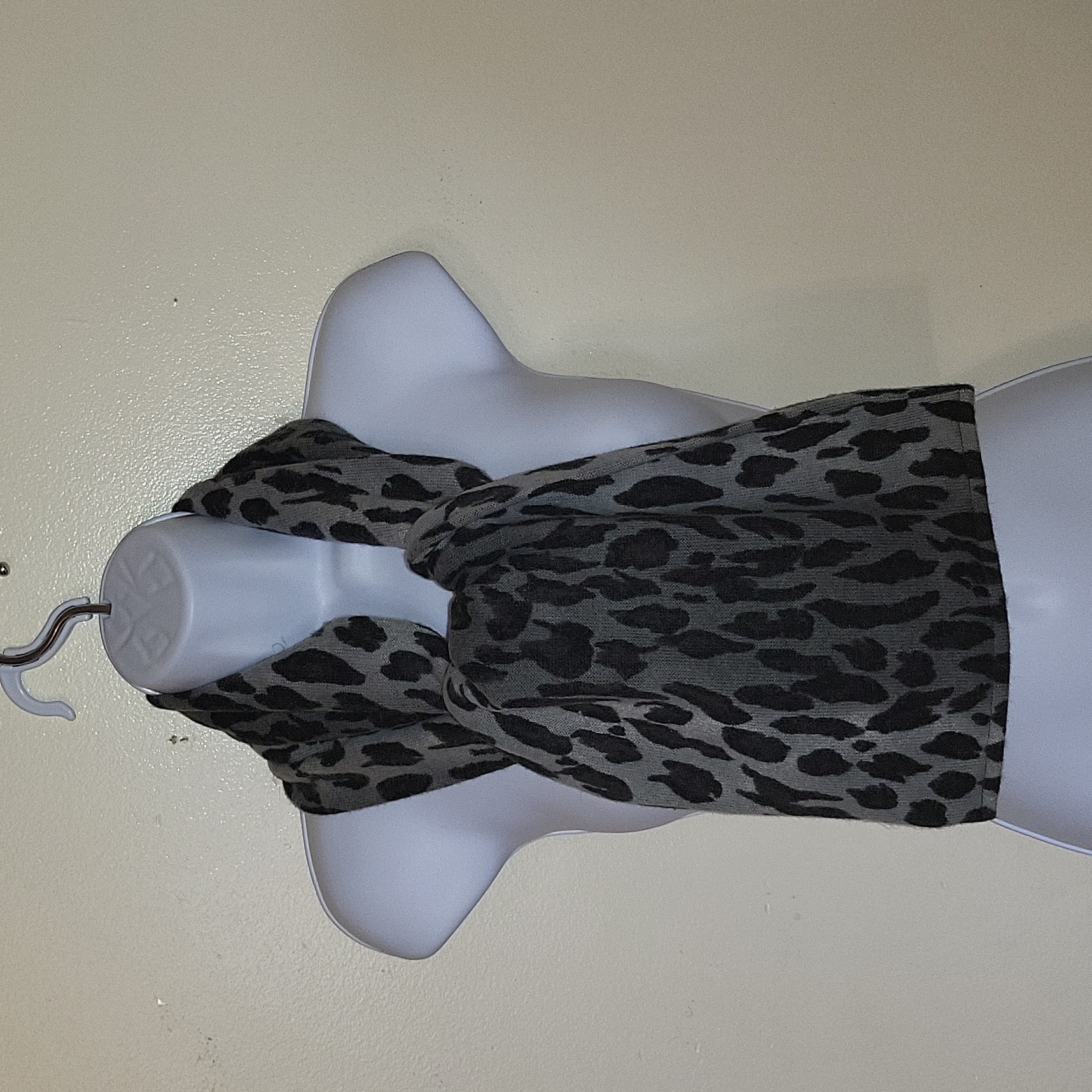 Leopard Print Scarf And Gloves Set As Is Never Used Gloves Fit Smaller Hands